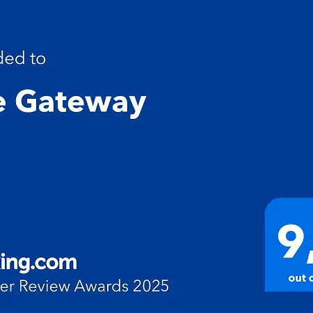 The Gateway بيت للعطل *